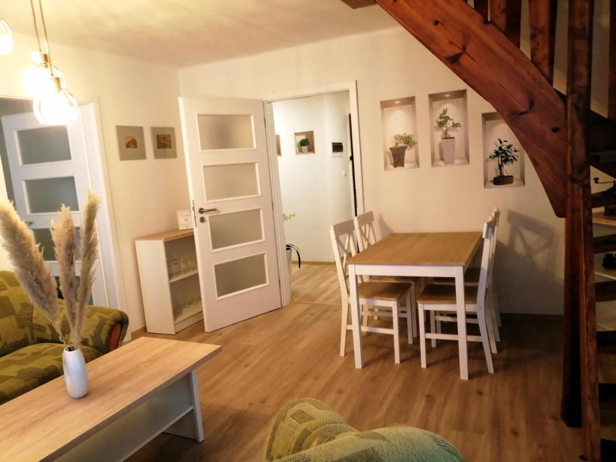 Apartman Deluxe 海布 外观 照片